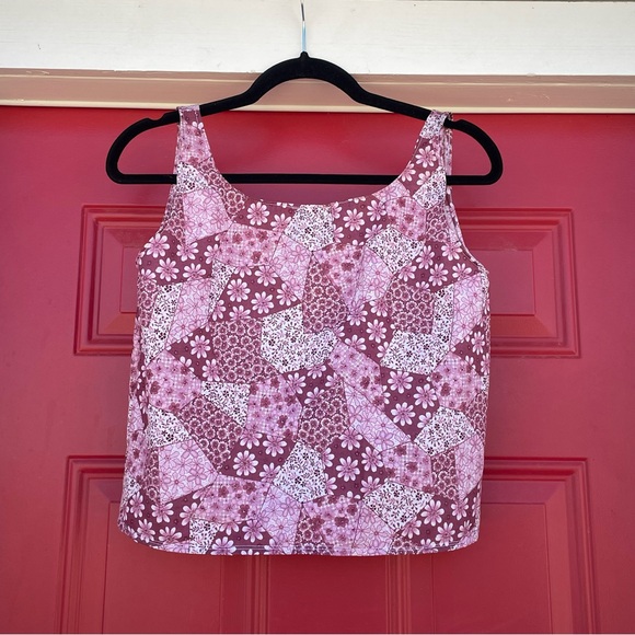 Handmade vintage fabric patchwork design top - Picture 4 of 5